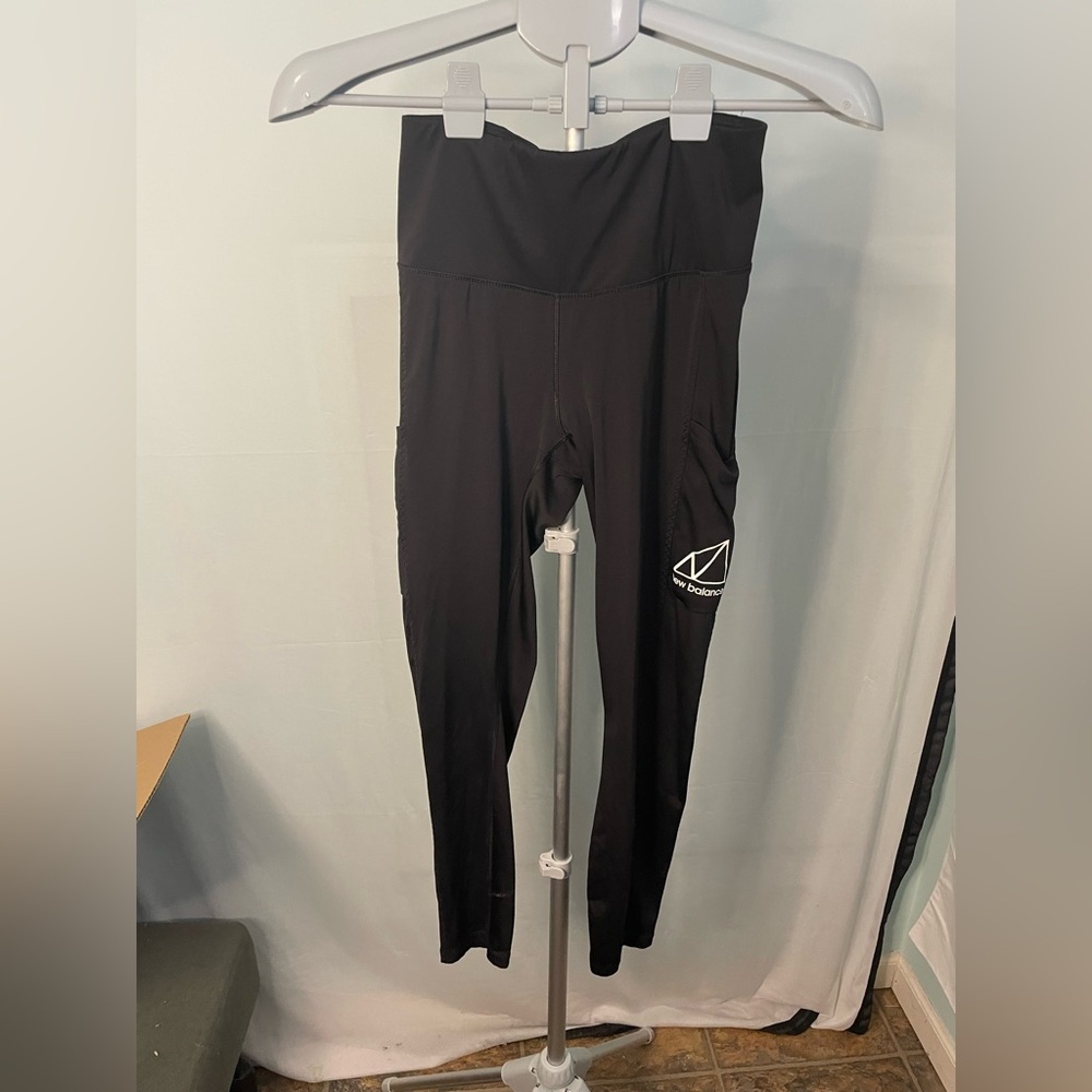 New‎ Balance Black High-Waisted Leggings with Logo Size small